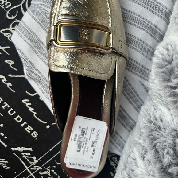 NWT Tory Burch Georgia loafer gold color size 7 - Picture 5 of 9